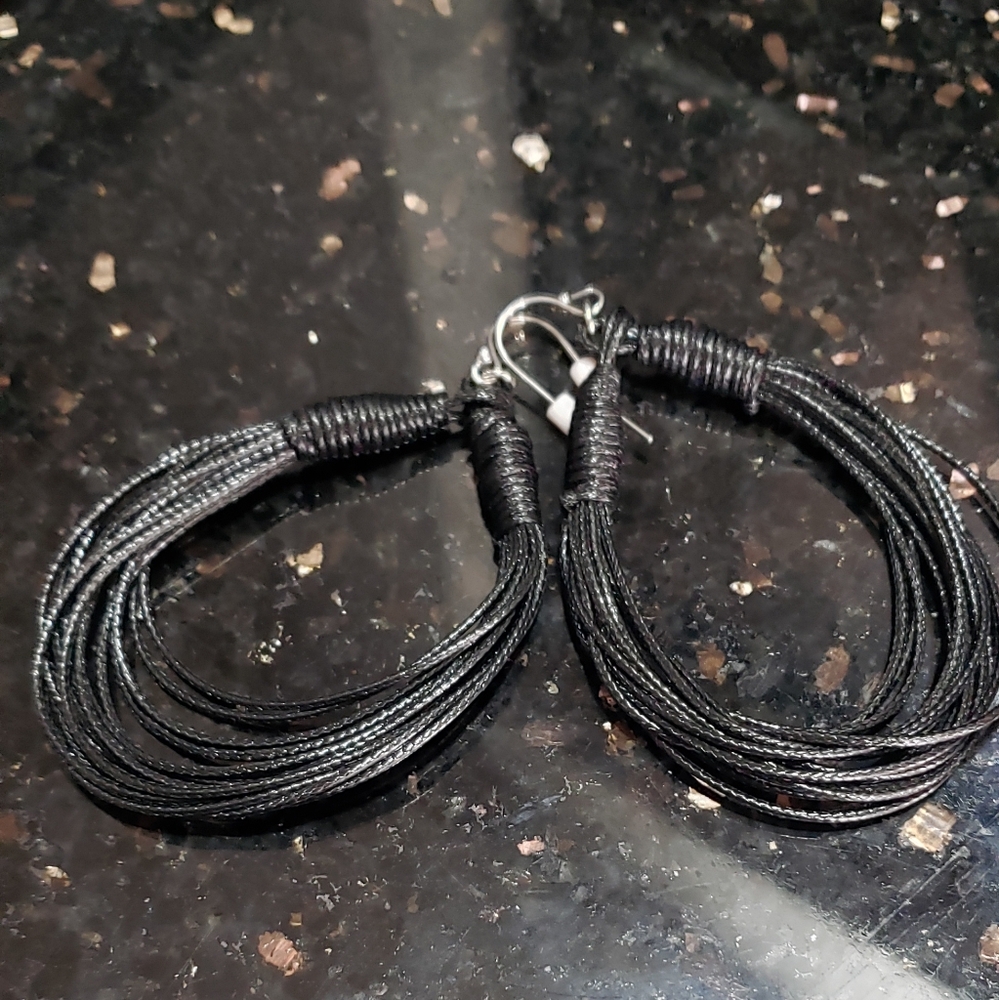 Sassy Jones Black ⚫ Malika Dangles Lightweight